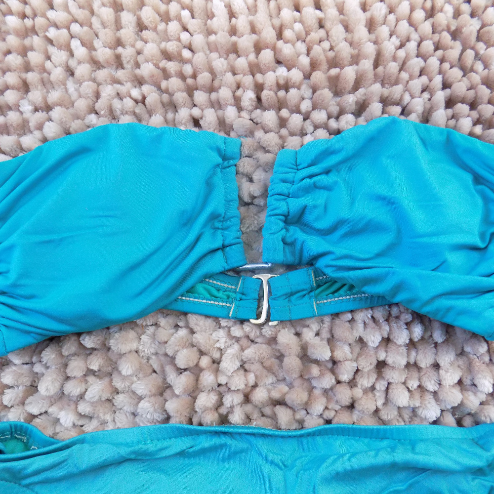 Bikini Top/Bottom - Picture 2 of 3